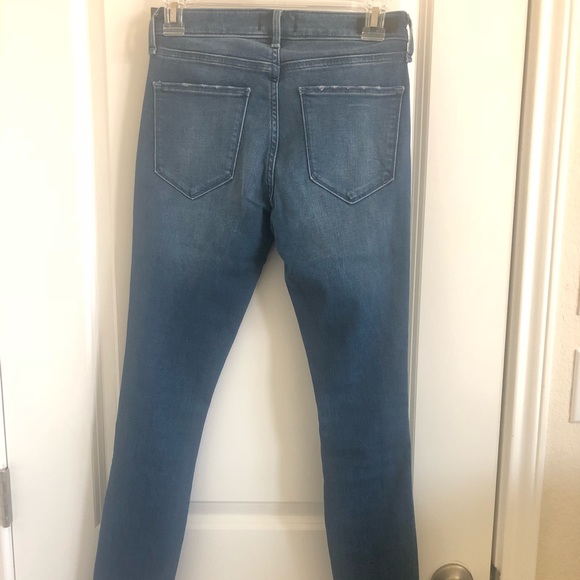 Raw edge distressed jeans - Picture 5 of 6